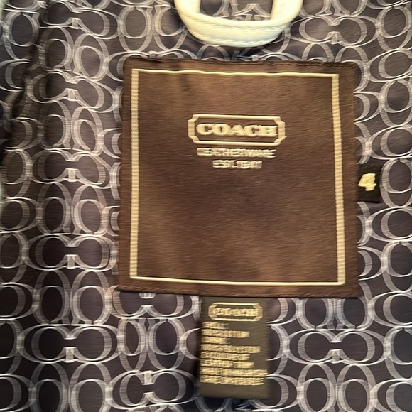 Coach 1941 Rain Coat, Size 4, PTP 18”, Length 32”, excellent condition, w/Bag - Picture 5 of 16